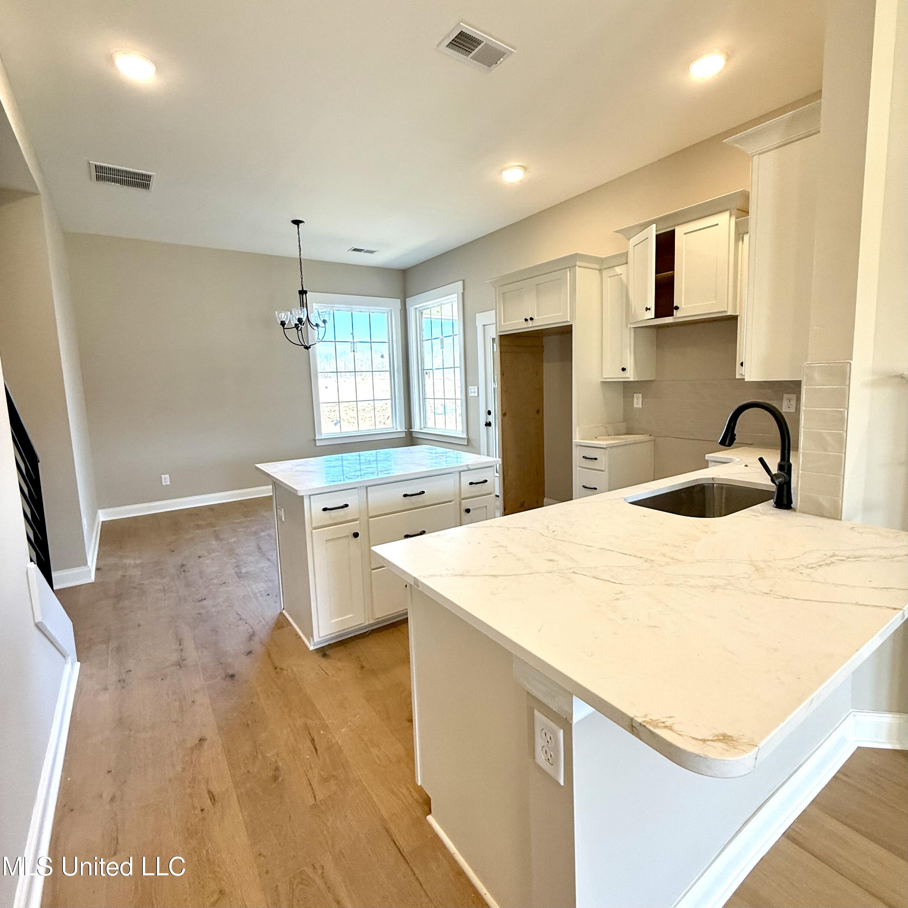 582 Bolivar Drive Nesbit, MS 38651 - Photo 6 of 13 Privet