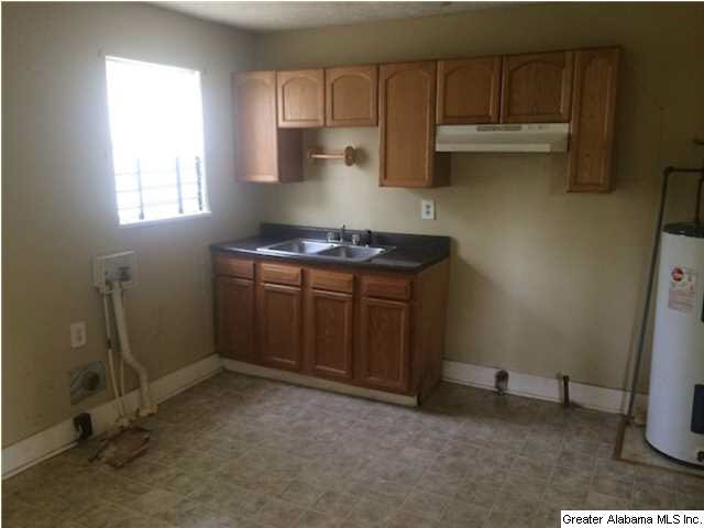 712 40th Place Fairfield, AL 35064 - Photo 7 of 15