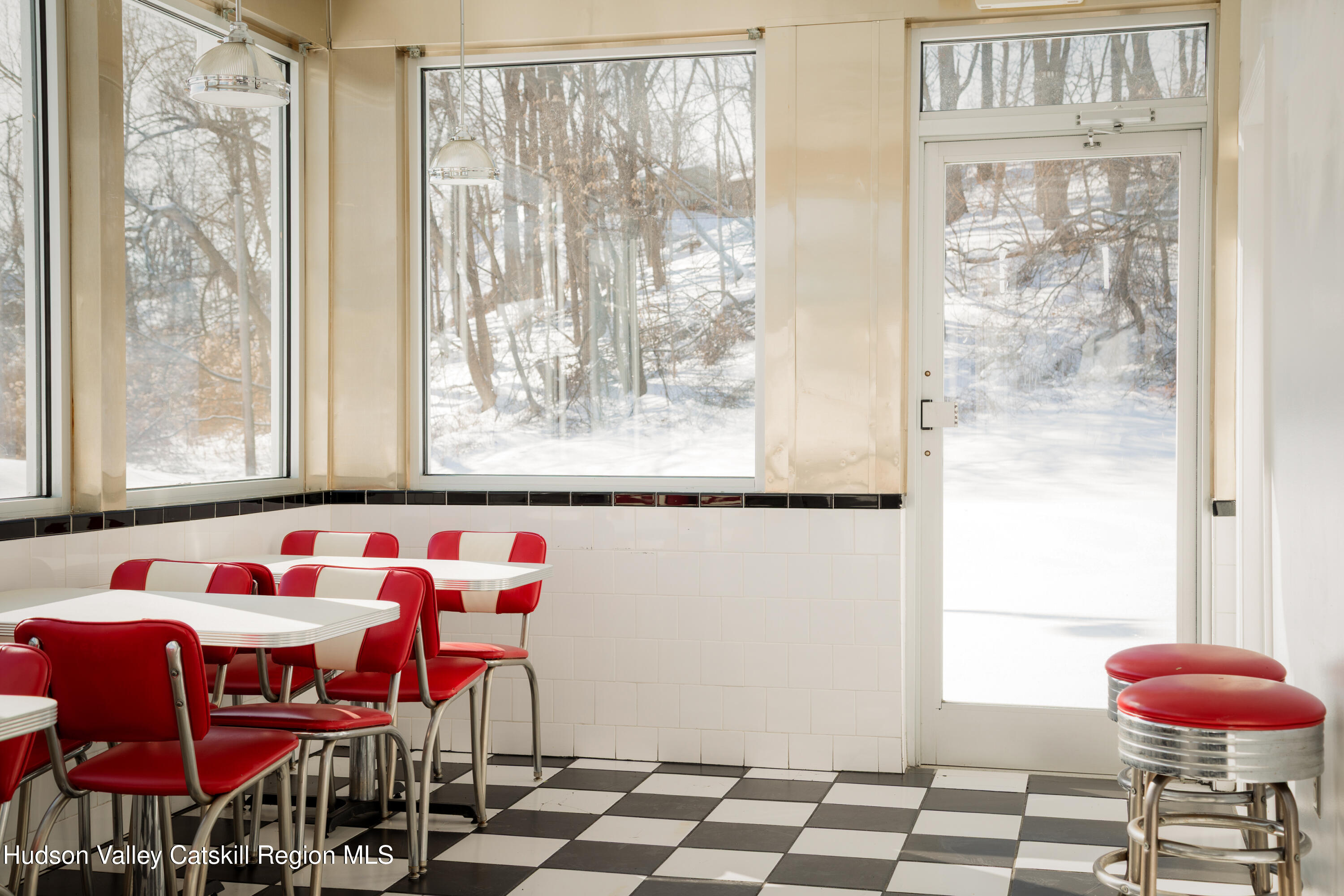 90 Old US Rte 9W Port Ewen, NY 12466 - Photo 11 of 41 10