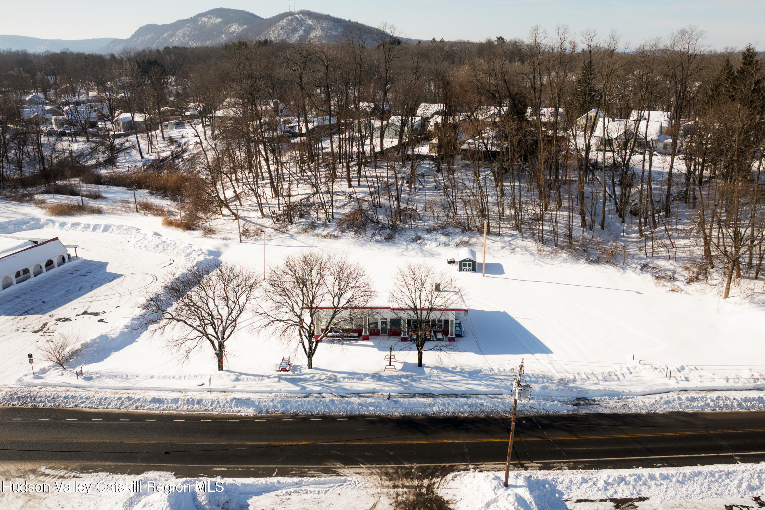 90 Old US Rte 9W Port Ewen, NY 12466 - Photo 2 of 41 02