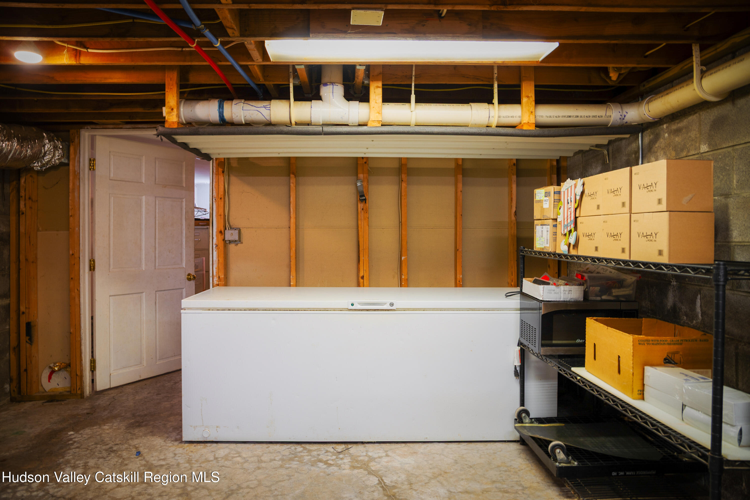 90 Old US Rte 9W Port Ewen, NY 12466 - Photo 33 of 41 32