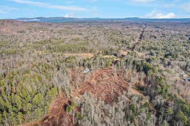 $300,000 | 404 91/1a Merrill Road, Candia, NH 03034