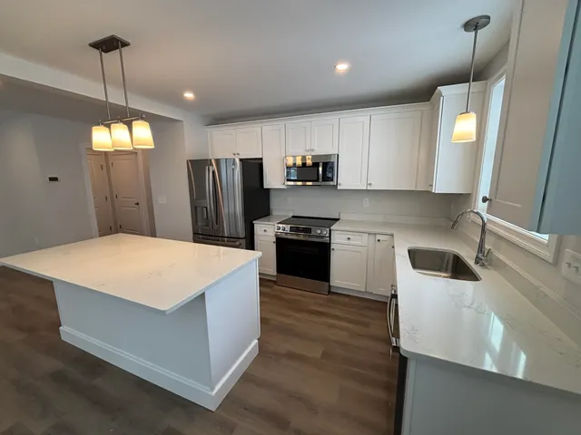 $495,000 | 19 Woodmans Lane, Peterborough, NH 03458