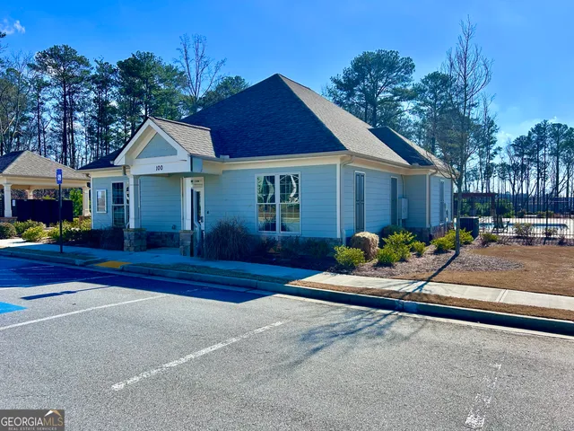 $675,000 | 706 Lanarck Way, Peachtree City, GA 30269