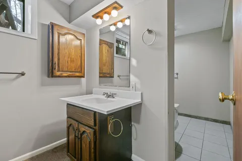 $365,000 | 1382 Lakeside Circle, Eagan, MN 55123