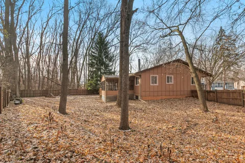 $365,000 | 1382 Lakeside Circle, Eagan, MN 55123