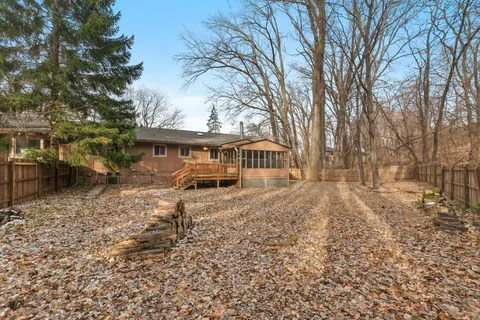 $365,000 | 1382 Lakeside Circle, Eagan, MN 55123