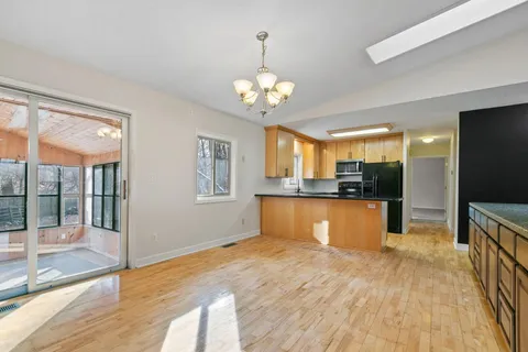 $365,000 | 1382 Lakeside Circle, Eagan, MN 55123