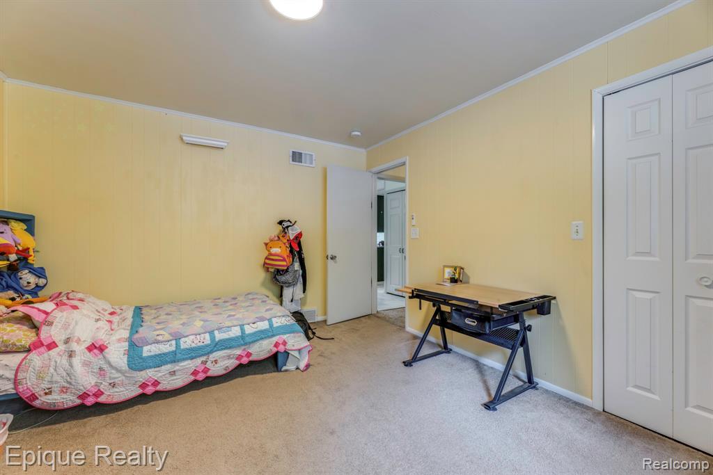 3750 Parker Road Fort Gratiot, MI 48059 - Photo 25 of 41