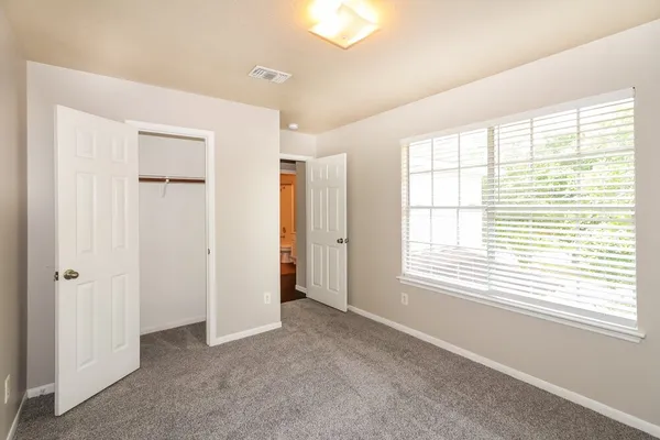 $1,910 | 11927 Oakner Drive, Tomball, TX 77377