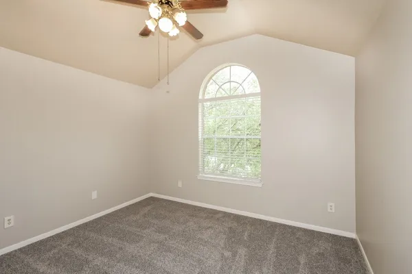 $1,910 | 11927 Oakner Drive, Tomball, TX 77377
