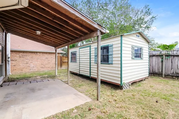 $1,910 | 11927 Oakner Drive, Tomball, TX 77377