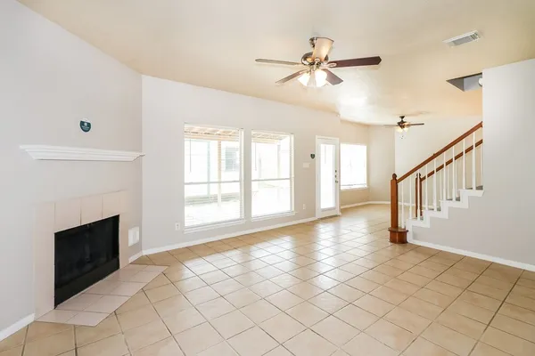 $1,910 | 11927 Oakner Drive, Tomball, TX 77377
