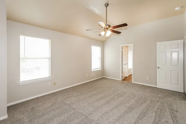 $1,910 | 11927 Oakner Drive, Tomball, TX 77377