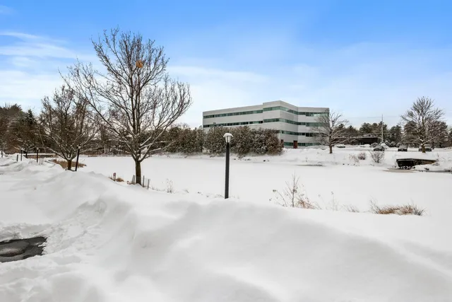 $2,550 | 5-5 Blackstone Drive, Nashua, NH 03063