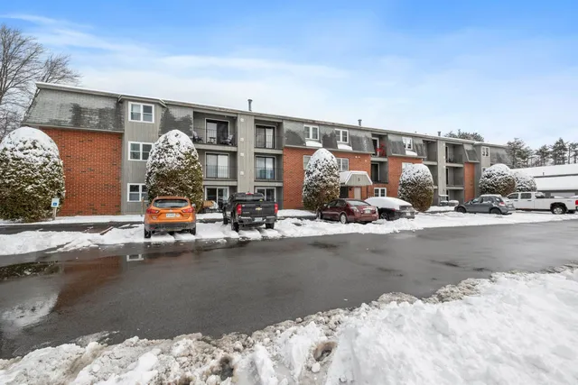 $2,550 | 5-5 Blackstone Drive, Nashua, NH 03063