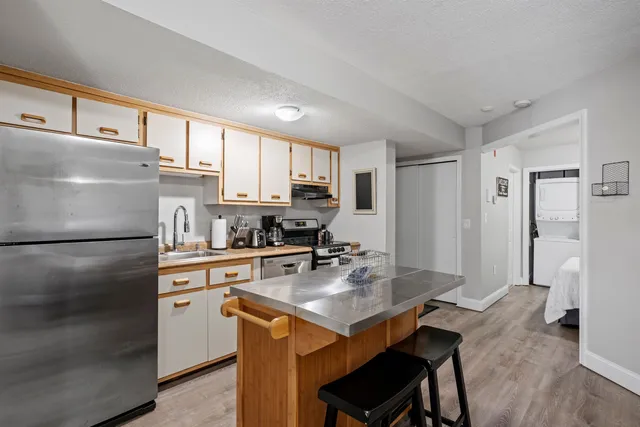 $2,550 | 5-5 Blackstone Drive, Nashua, NH 03063