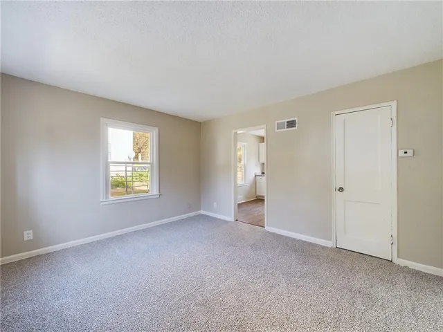 $195,000 | 7433 Arleta Boulevard, Kansas City, MO 64132