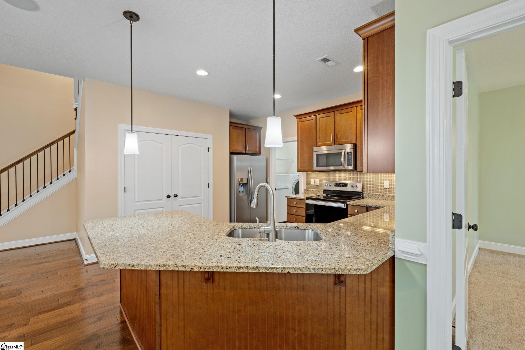 205 Ashler Drive Greer, SC 29650 - Photo 9 of 39