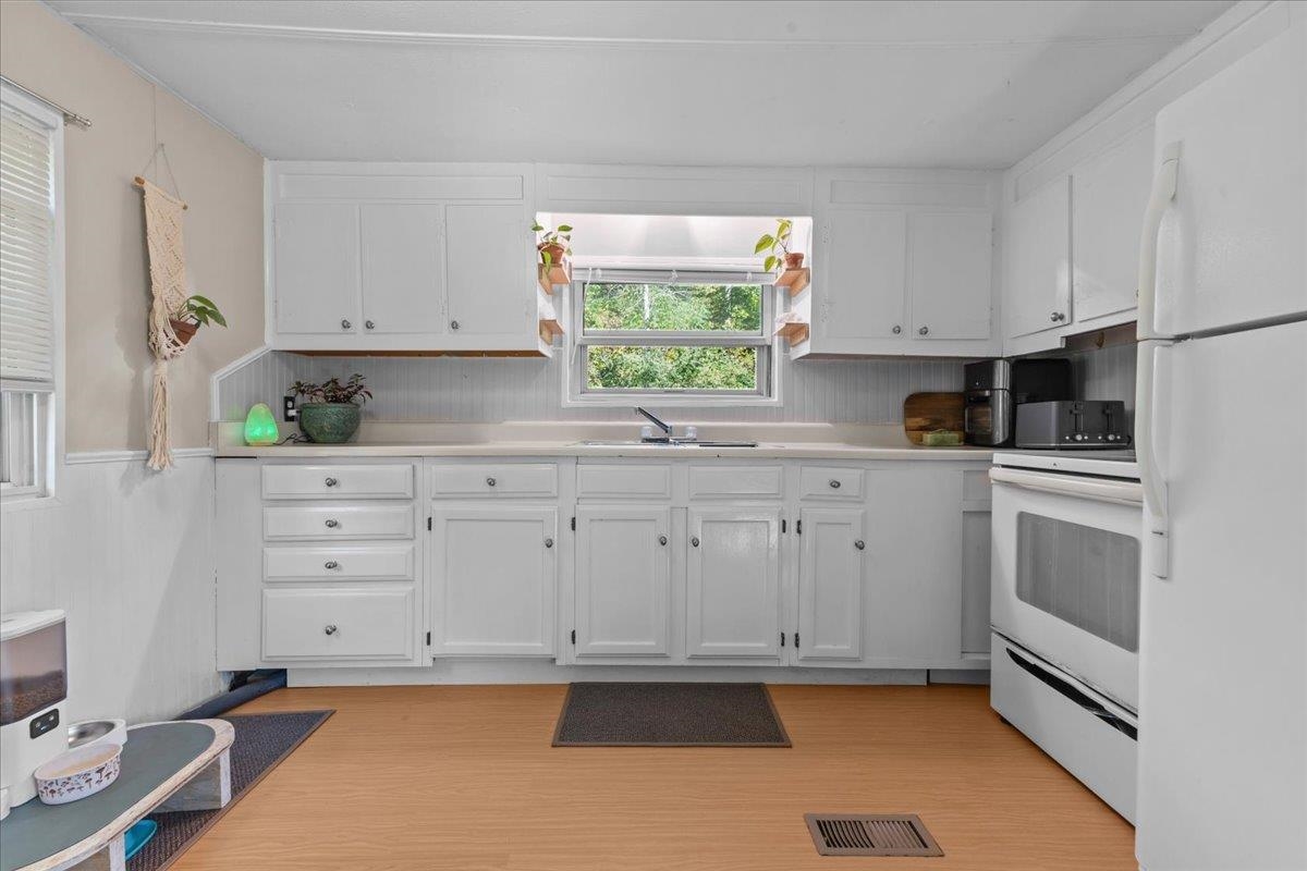 342 Hemlock Road St. George, VT 05495 - Photo 13 of 27 Gallery Image 13