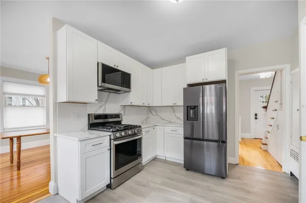 $5,500 | 422 Wayland Avenue, Providence, RI 02906