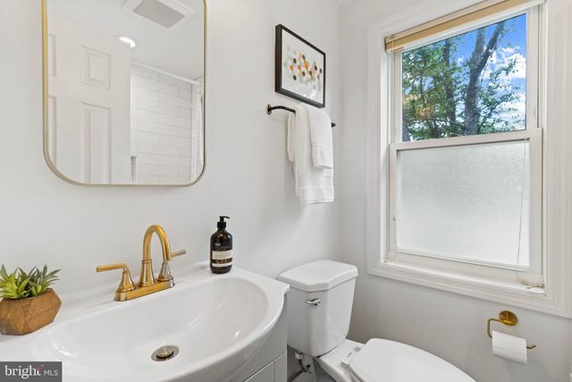 $740,000 | 253 Tennessee Avenue, Alexandria, VA 22305