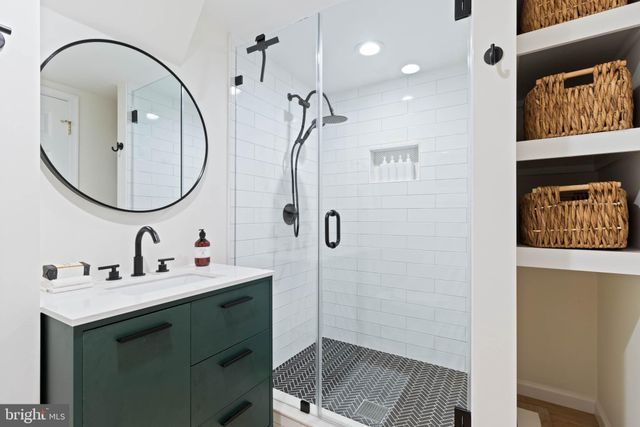 $740,000 | 253 Tennessee Avenue, Alexandria, VA 22305