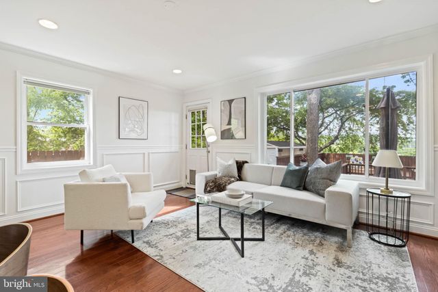 $740,000 | 253 Tennessee Avenue, Alexandria, VA 22305