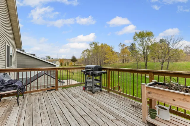 $354,500 | 2002 Buffalo Run Road, Buffalo, MN 55313