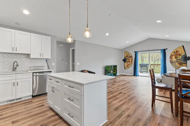 $354,500 | 2002 Buffalo Run Road, Buffalo, MN 55313