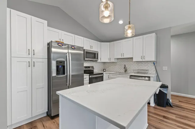 $354,500 | 2002 Buffalo Run Road, Buffalo, MN 55313