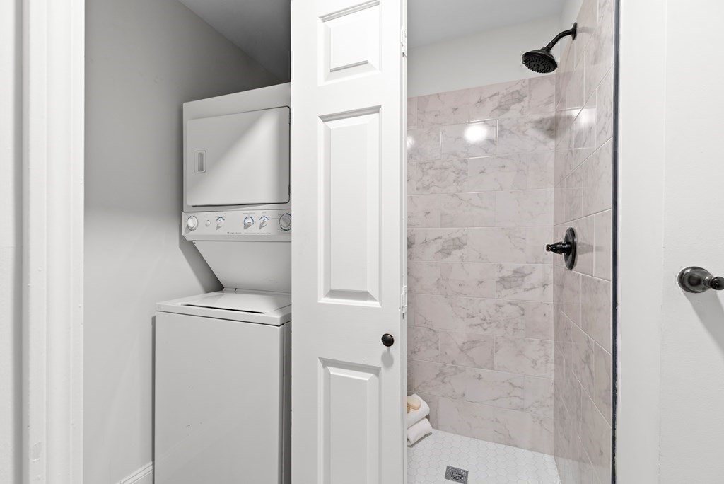 65 Glen Road, Unit H2 Brookline, MA 02445 - Photo 28 of 34 a bathroom with a shower and toilet