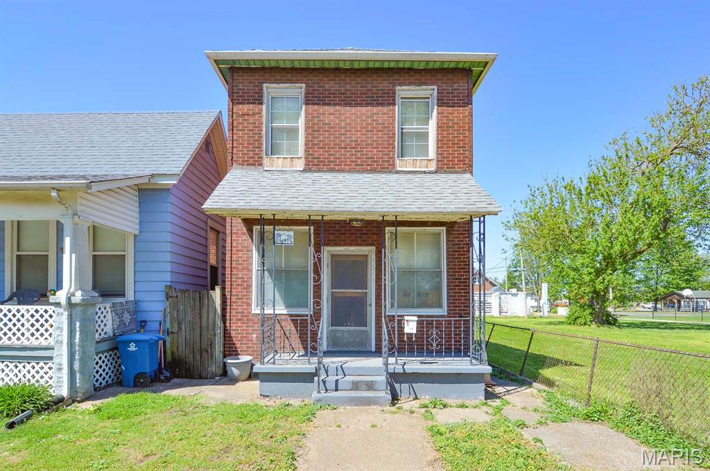 1647 Maple Street Granite City, IL 62040 - Photo 1 of 17