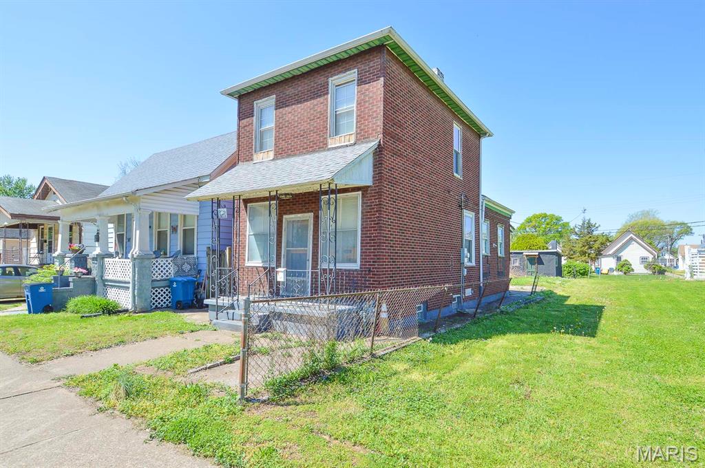 1647 Maple Street Granite City, IL 62040 - Photo 2 of 17