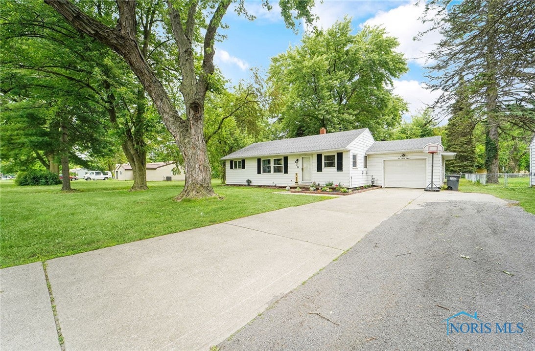 238 Richards Road Toledo, OH 43607 - Photo 3 of 25 Gallery Image 3