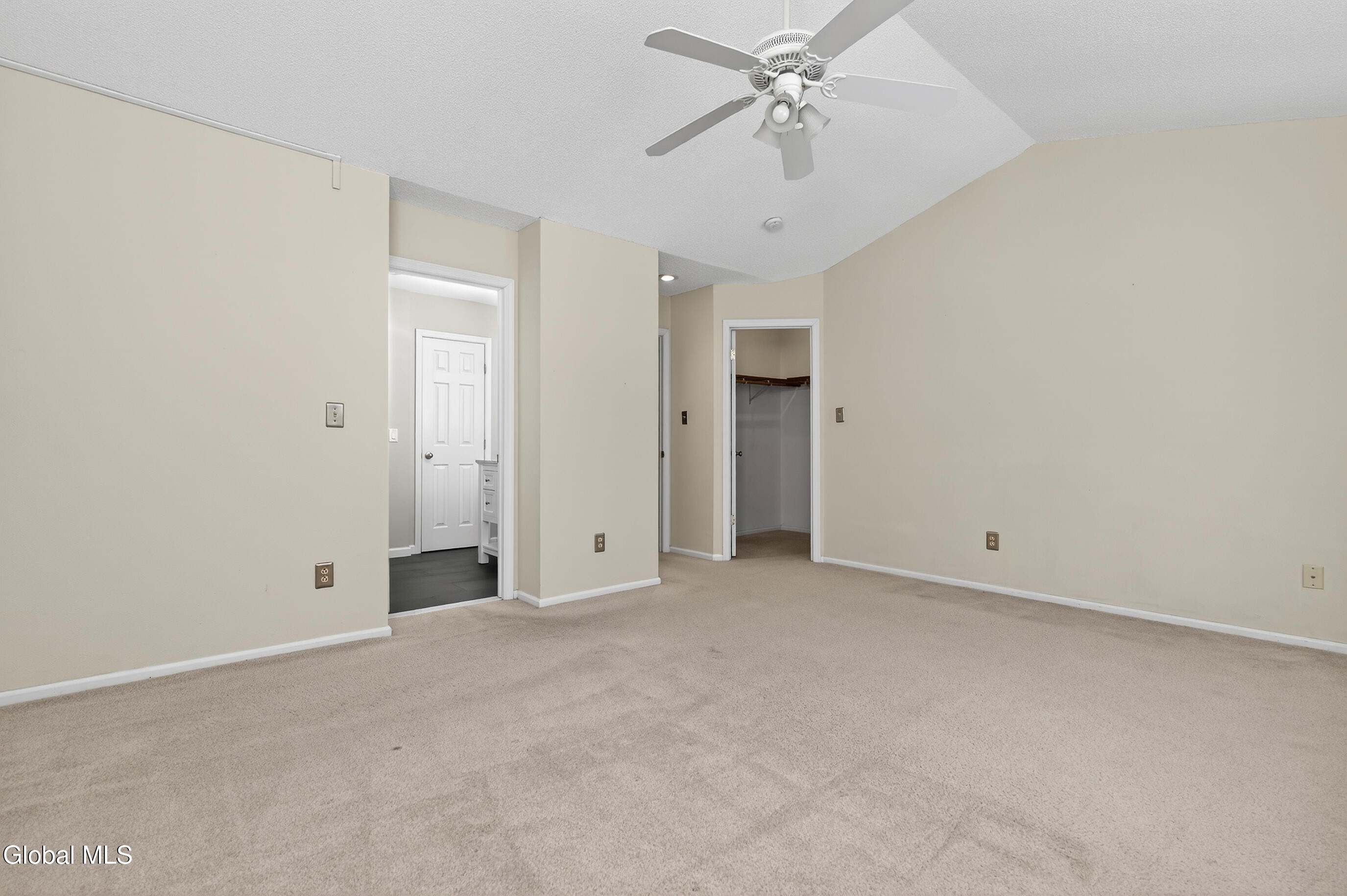 1 Ridgefield Drive Guilderland, NY 12186 - Photo 31 of 58 032-1-Ridgefield-Dr-Voorheesville-NY-121