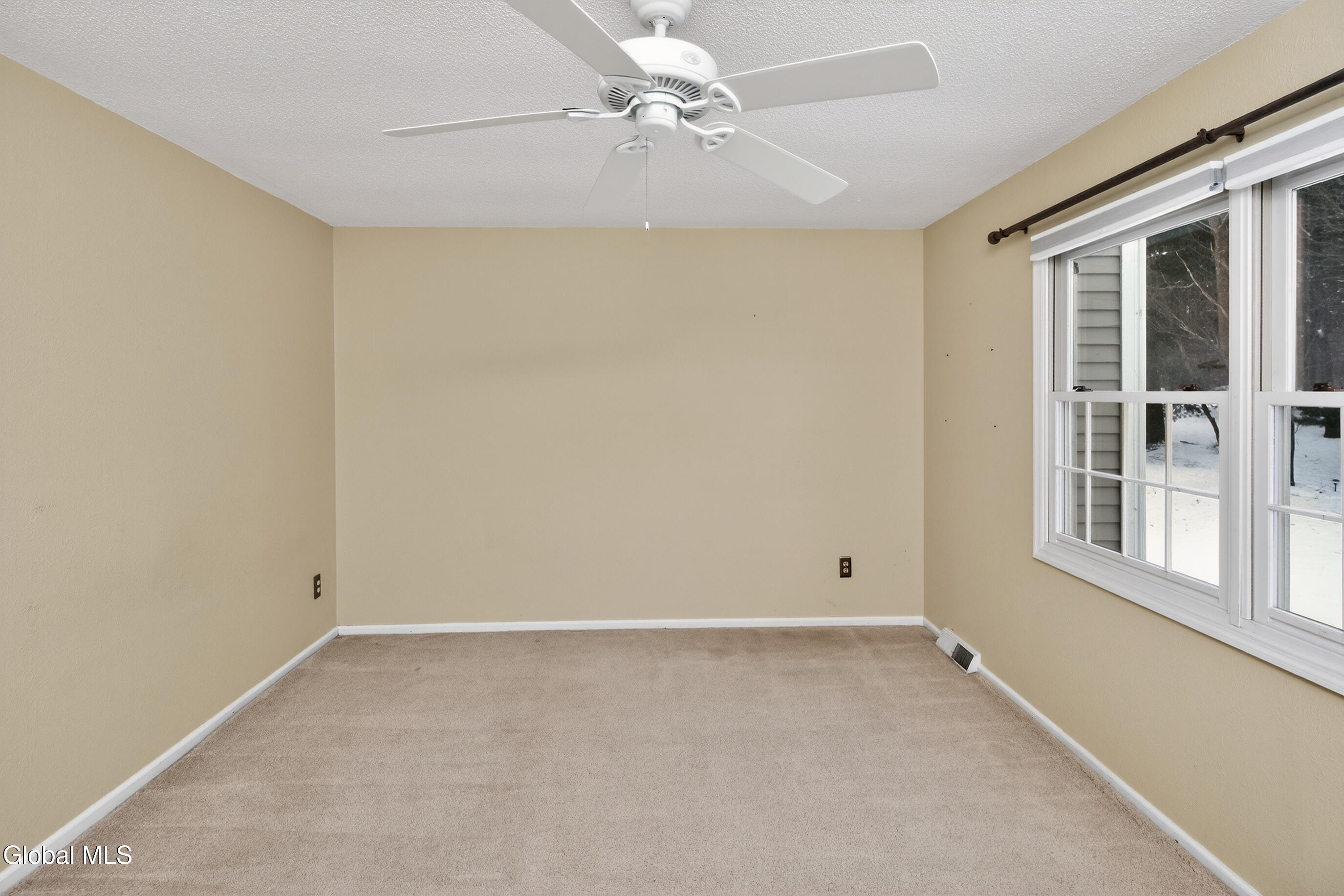 1 Ridgefield Drive Guilderland, NY 12186 - Photo 40 of 58 045-1-Ridgefield-Dr-Voorheesville-NY-121