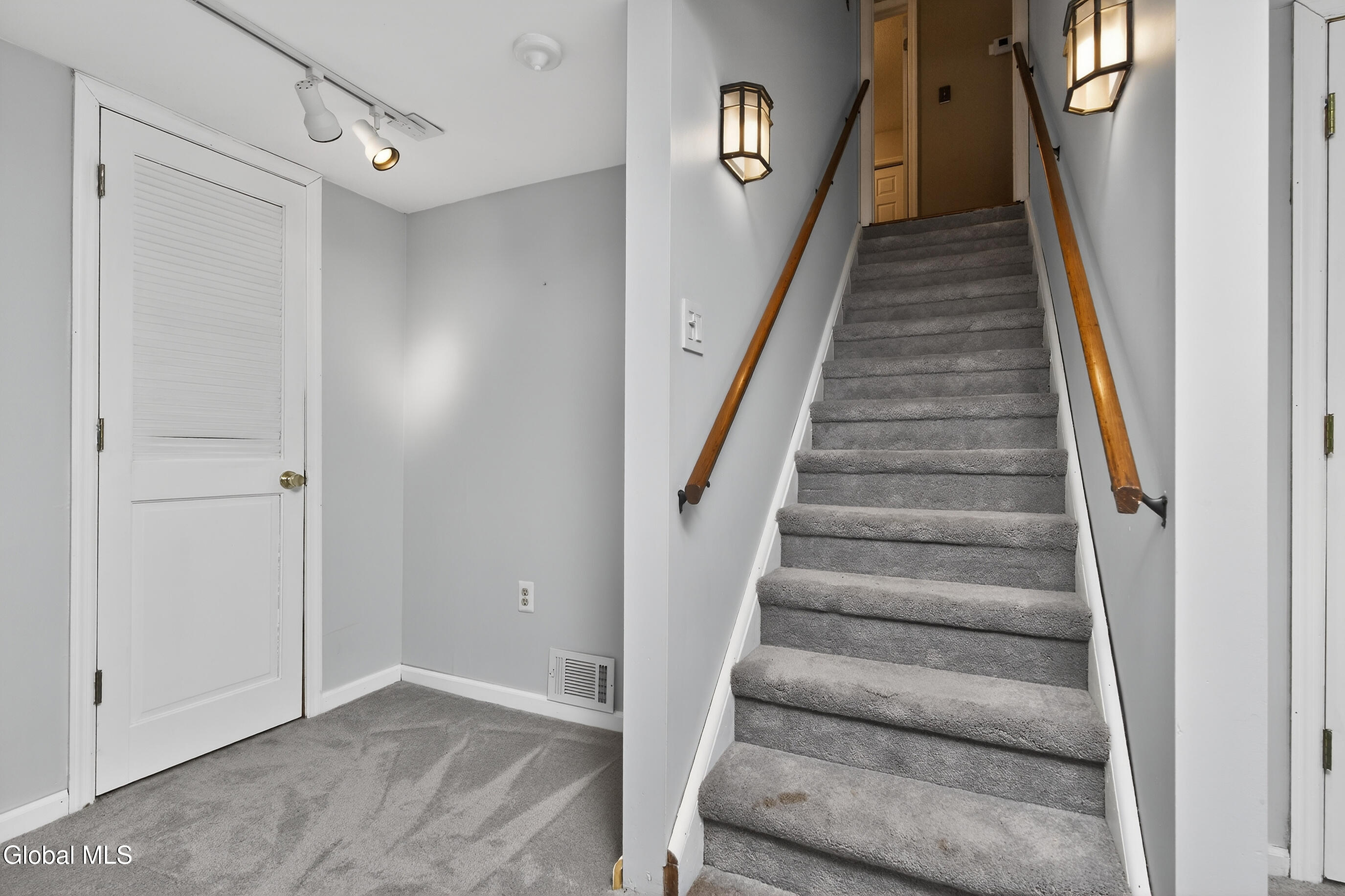 1 Ridgefield Drive Guilderland, NY 12186 - Photo 47 of 58 054-1-Ridgefield-Dr-Voorheesville-NY-121