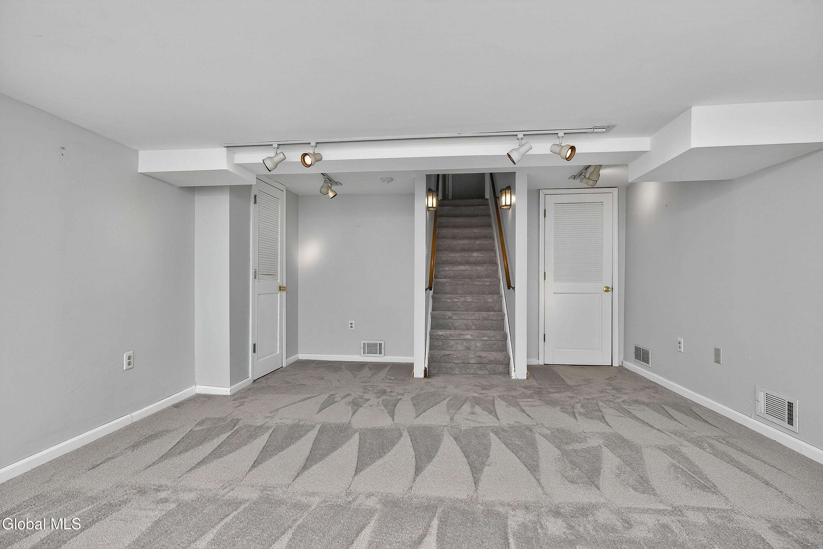 1 Ridgefield Drive Guilderland, NY 12186 - Photo 48 of 58 056-1-Ridgefield-Dr-Voorheesville-NY-121