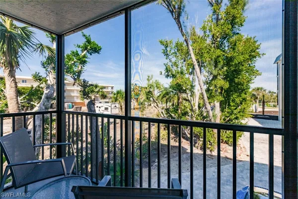 $3,750,000 | 1191 Middle Gulf Drive, Unit 4A, Sanibel, FL 33957