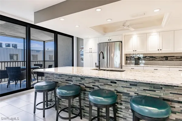 $3,750,000 | 1191 Middle Gulf Drive, Unit 4A, Sanibel, FL 33957