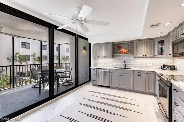 $3,750,000 | 1191 Middle Gulf Drive, Unit 4A, Sanibel, FL 33957