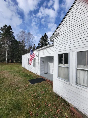 $274,900 | 563 East Side Road, Hancock, ME 04640
