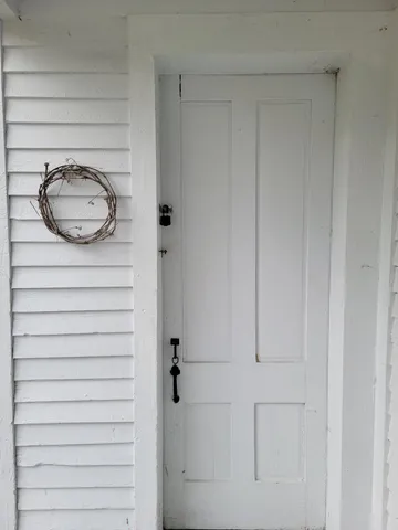 $274,900 | 563 East Side Road, Hancock, ME 04640