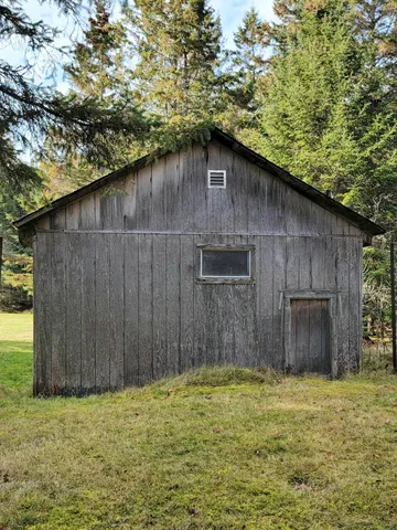 $274,900 | 563 East Side Road, Hancock, ME 04640