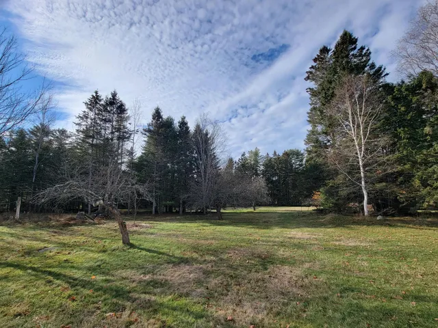 $274,900 | 563 East Side Road, Hancock, ME 04640