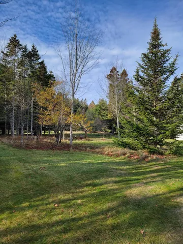 $274,900 | 563 East Side Road, Hancock, ME 04640