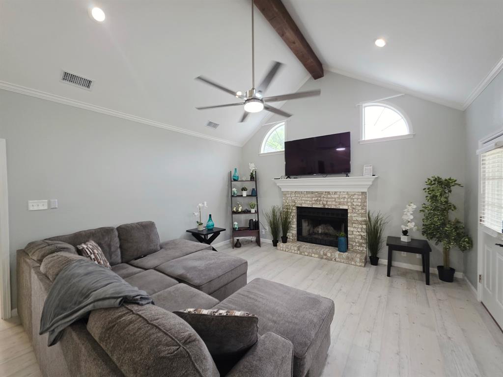 520 Red River Road Belton, TX 76513 - Photo 25 of 36 Vaulted ceilings with an exposed wood beam accent