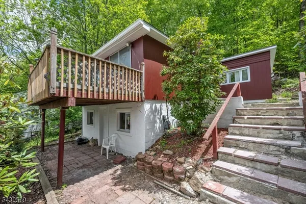 $285,000 | 114 McGregor Avenue, Mount Arlington, NJ 07856