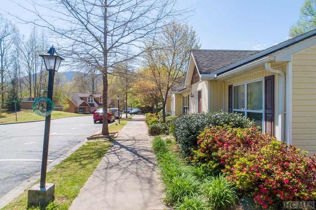 171-v-2 North Ridge Point, Unit 2 Sylva, NC 28779 - Photo 2 of 34 Gallery Image 2